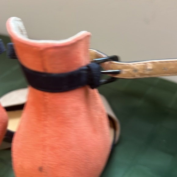 Zara size 38 color-block open toe/closed back heels - Picture 5 of 9